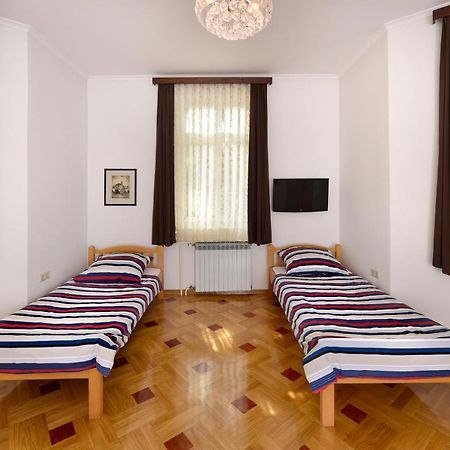Vila Regina Rooms Karlovac Luaran gambar