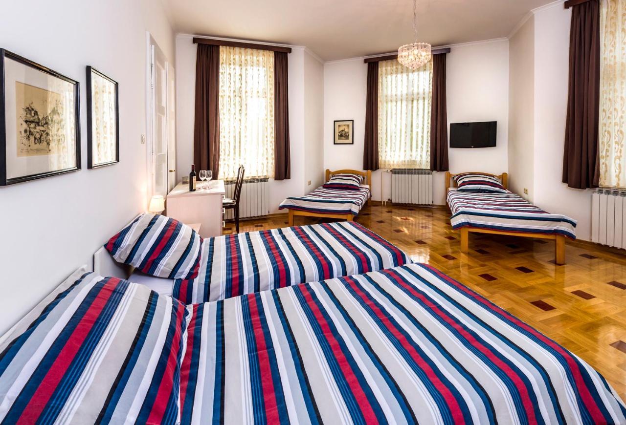 Vila Regina Rooms Karlovac Luaran gambar