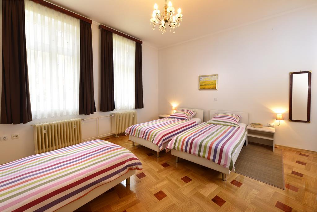 Vila Regina Rooms Karlovac Luaran gambar